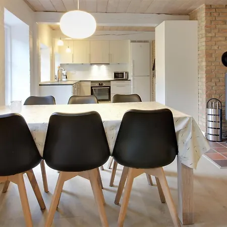 Prázdninový dům Naili - 3-1km From The Sea By Interhome *